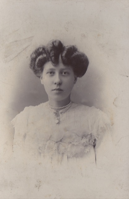 Dora Simpson at F.W. Wood Studios, Edgware, London - 1895 to 1902