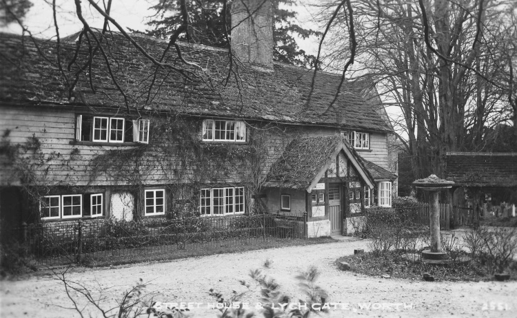 Street House and Lych Gate - c 1920