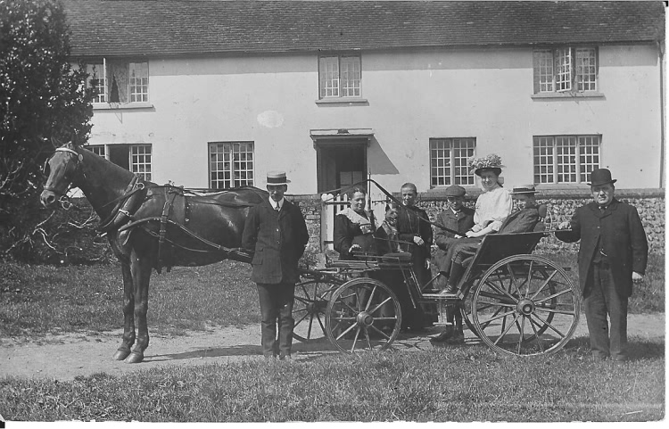 The Eade family at Harlands Farm - 1908