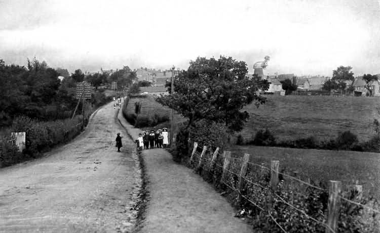 Crowborough Cross from Station Road - 1910