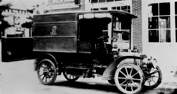 The First Motorised Local Mail Van (Panhard) - 1903