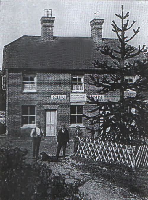 The Hemsleys at Gun Inn - c 1895