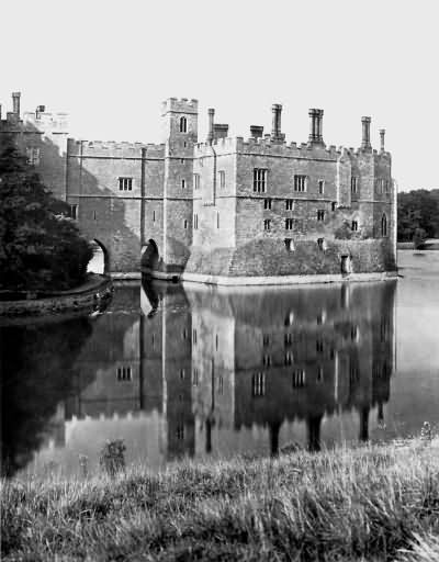 Leeds Castle - Pons Gloriettae - c 1930