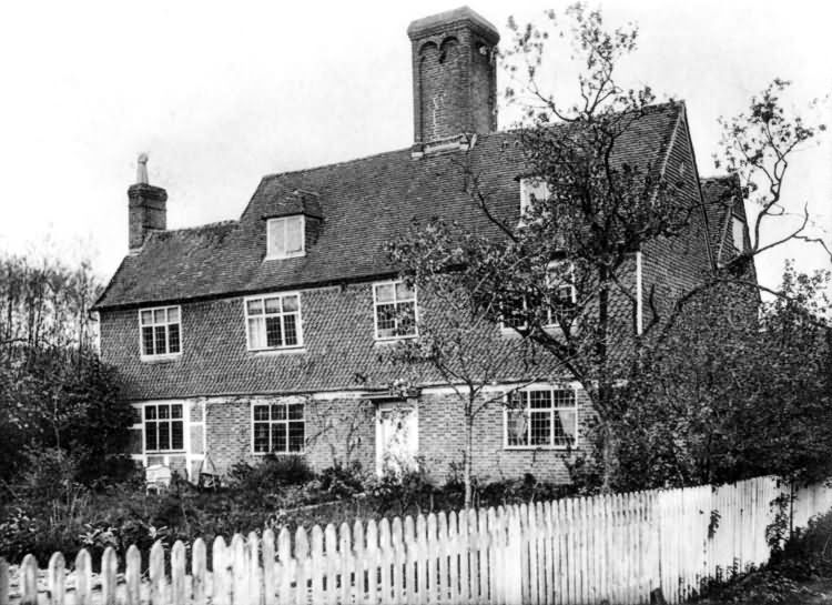 Swiggshole Farmhouse - 1900