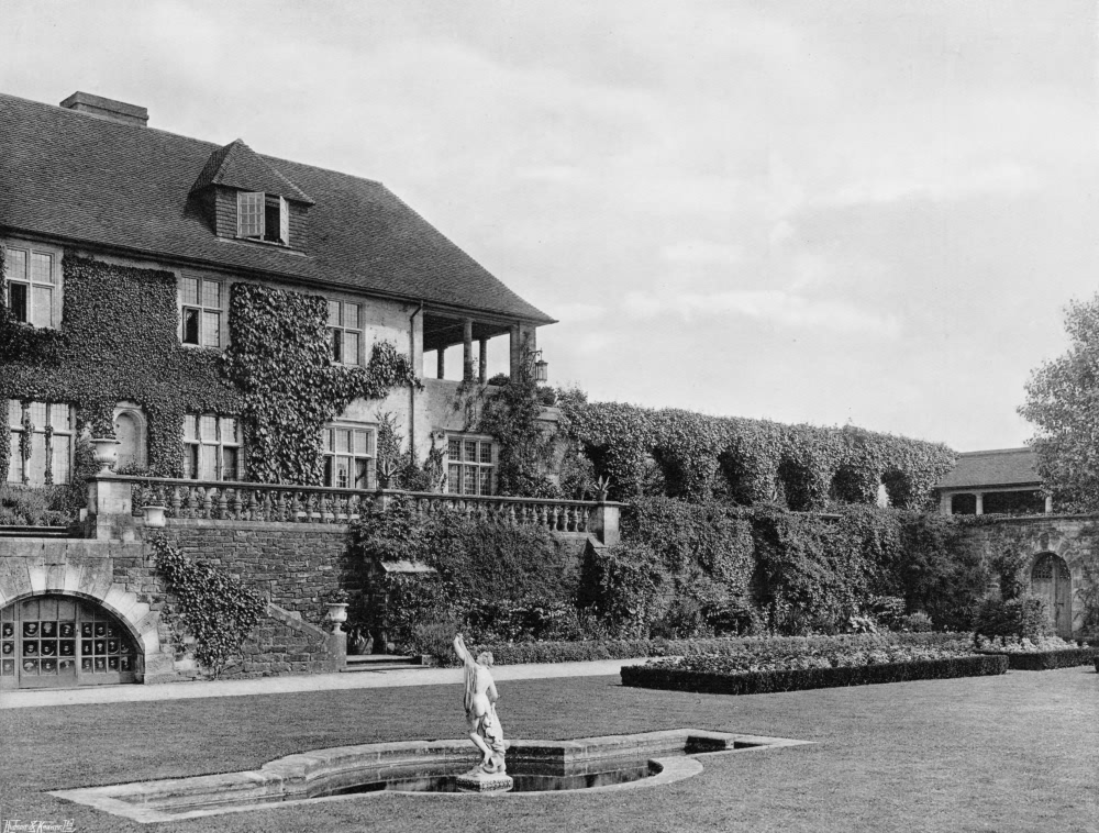 South End of the West Front, Rotherfield Hall - 1909