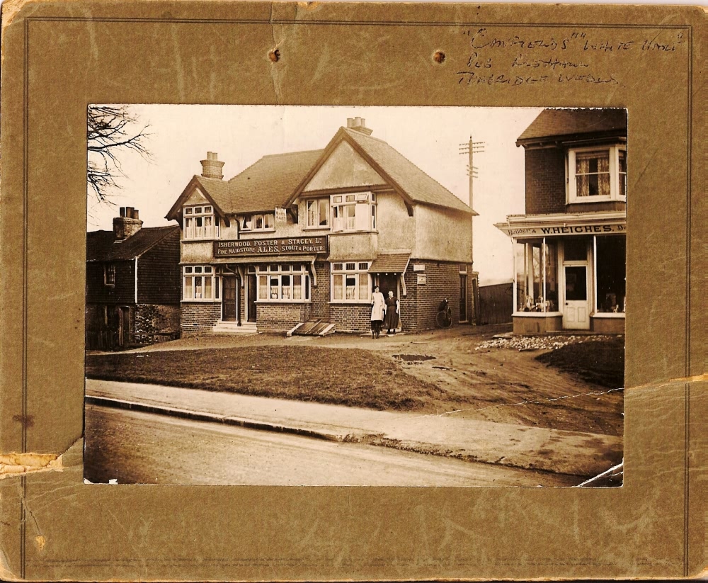 The White Hart<br />Canfield family pub - c 1910