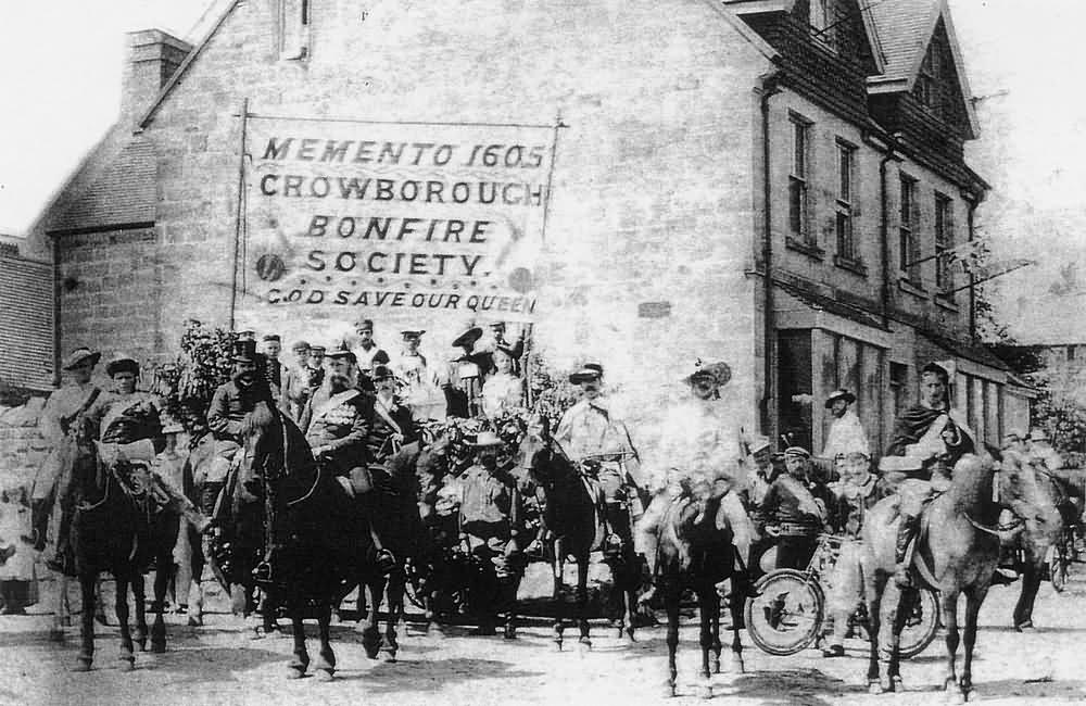 The Crowborough Bonfire Society, Bricklayers Arms - 1897